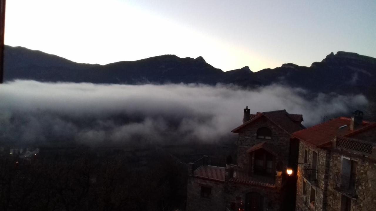 Casa Rural " El Retiro" Laspuña エクステリア 写真